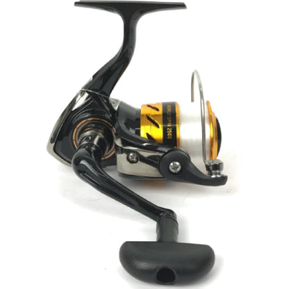 ダイワ(DAIWA) 17 ワールドスピン 2500